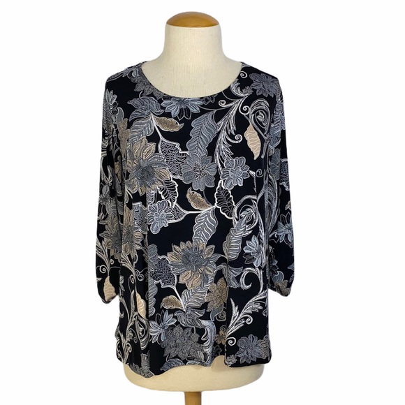 Tops Floral Threequarter Length Sleeve Tunic Poshmark